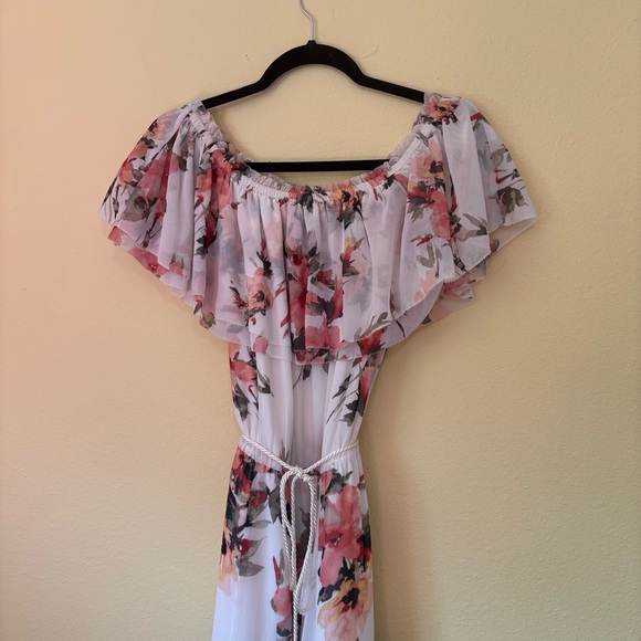 Floral Off-Shoulder Maxi Dress - Picture 3 of 4